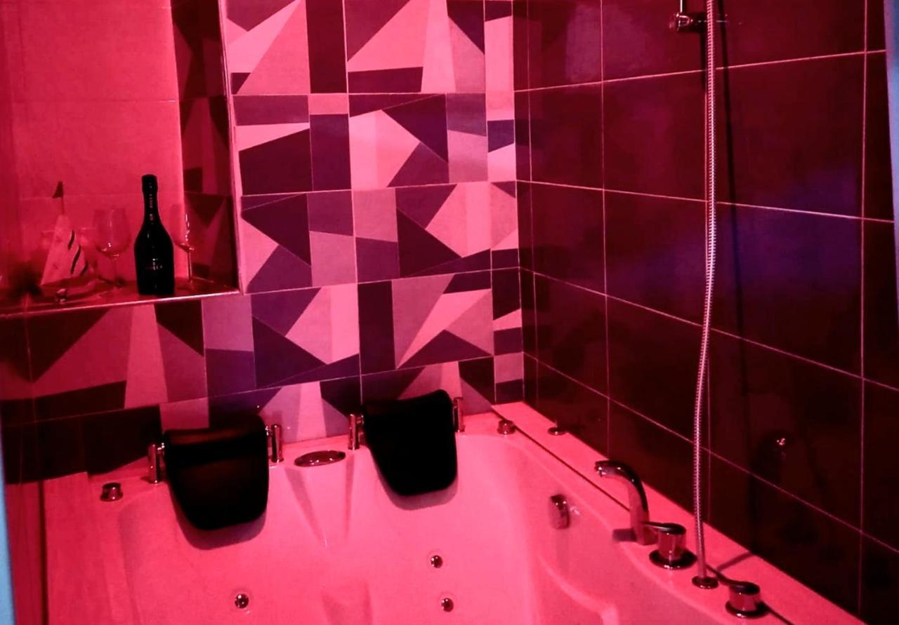 Bleu Bijou Apartment *